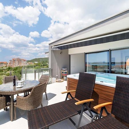 וודיצה Villa Aliara Jacuzzi Apartment מראה חיצוני תמונה