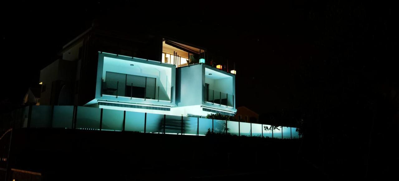 וודיצה Villa Aliara Jacuzzi Apartment מראה חיצוני תמונה