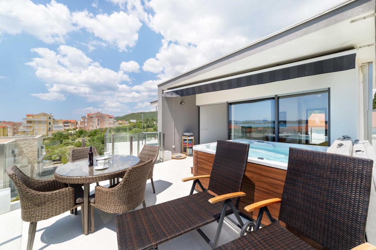 וודיצה Villa Aliara Jacuzzi Apartment מראה חיצוני תמונה